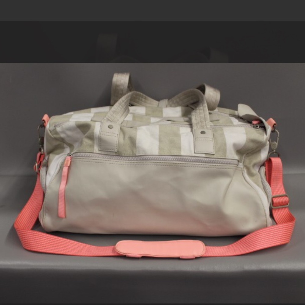 Lululemon Duffel: Savour the Savasana